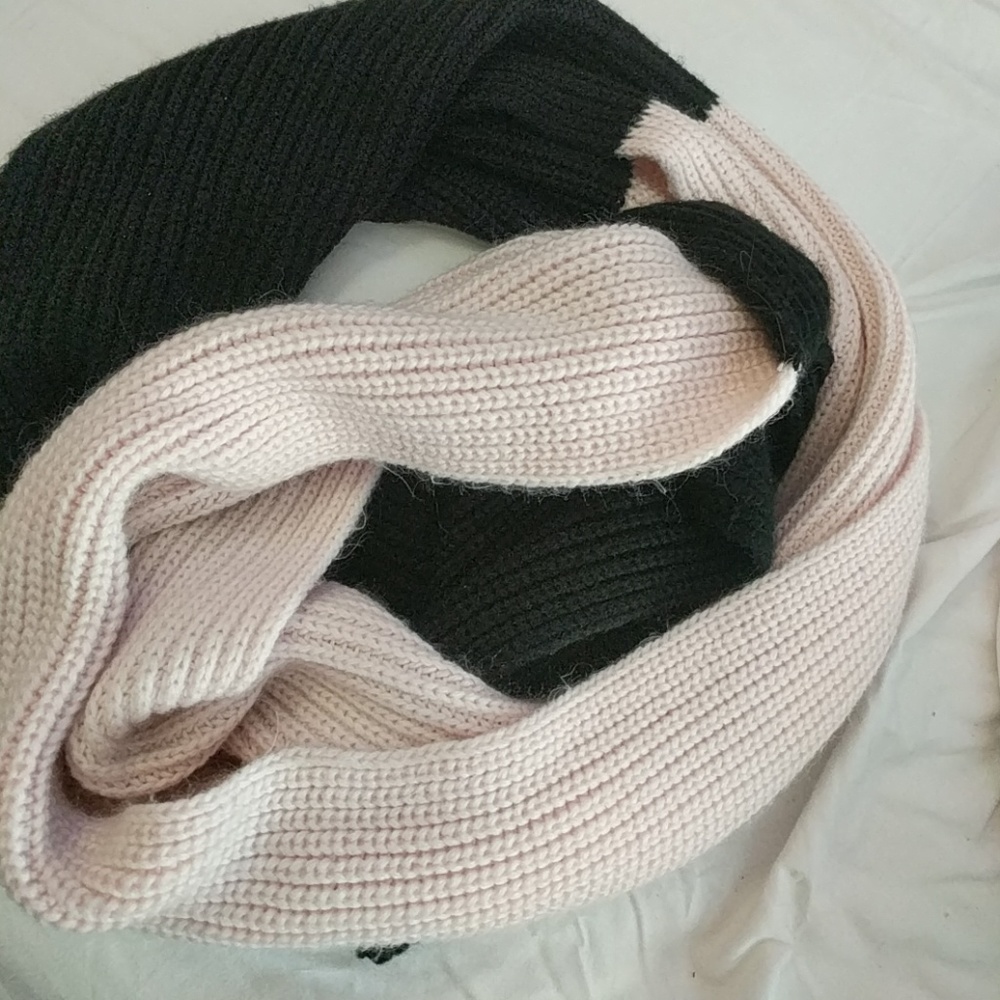 Kate Spade scarf